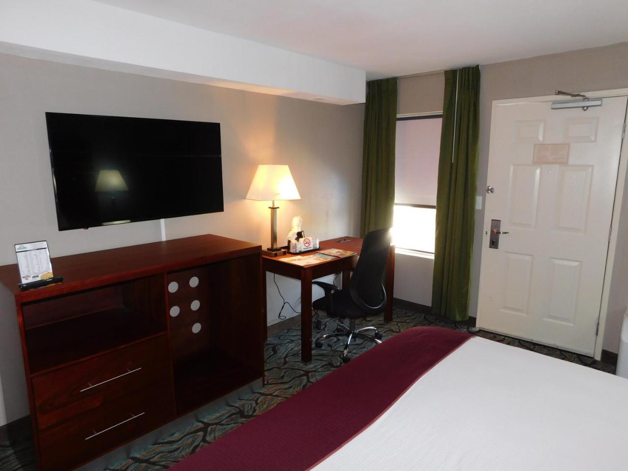 Days Inn By Wyndham West Des Moines - Clive Dış mekan fotoğraf